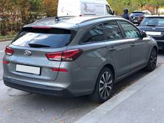 Автомобиль Hyundai i30 Wagon для аренды в Германии