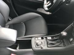Автомобиль Mazda CX-3 Skyactiv для аренды в Хайльбронне