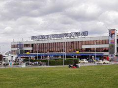 Прокат автомобиль KIA в аэропорту Берлин-Шёнефельд в Германии