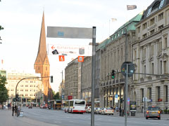 Прокат кроссовер KIA в Гамбурге в Германии